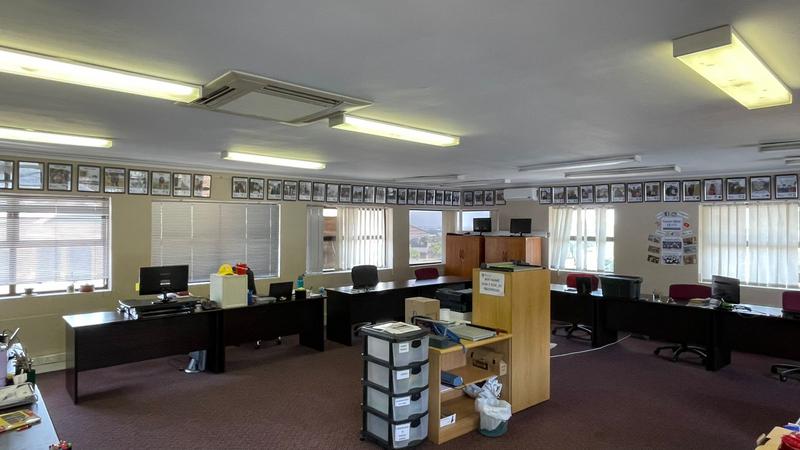 To Let commercial Property for Rent in Hoheizen Western Cape